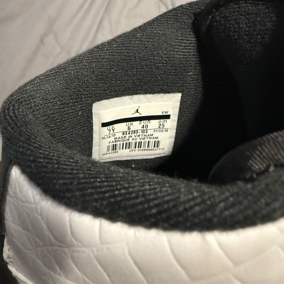 Air Jordan Retro 2 ‘Wing It.’ - Picture 7 of 8